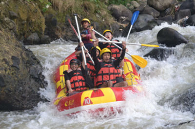 Selamat Datang di Rafting Cisadane TitiKumpul